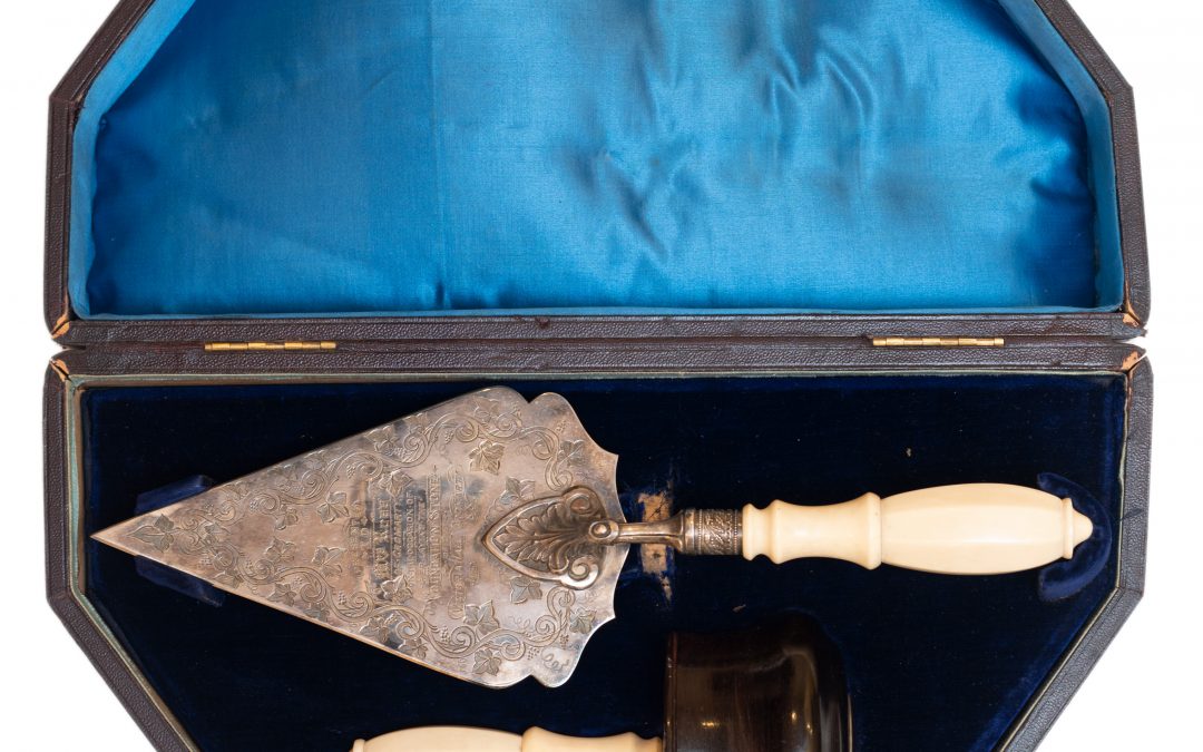 Presentation Trowel and Mallet